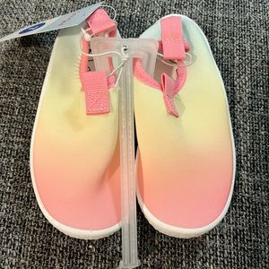 Cat & Jack Pastel Rainbow Ombré Water Shoes
